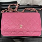 シャネル　マトラッセ　チェーンウォレット